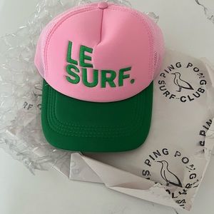 Ping Pong Surf Club, Le Surf Hat
